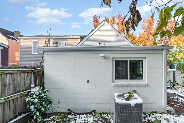 209 E 10th Street, Covington, KY 41011