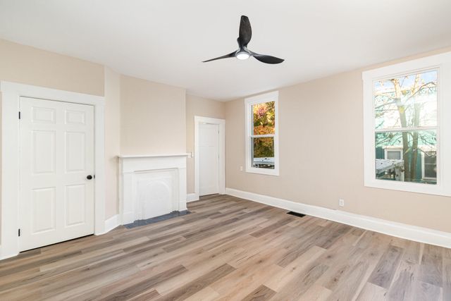 209 E 10th Street, Covington, KY 41011