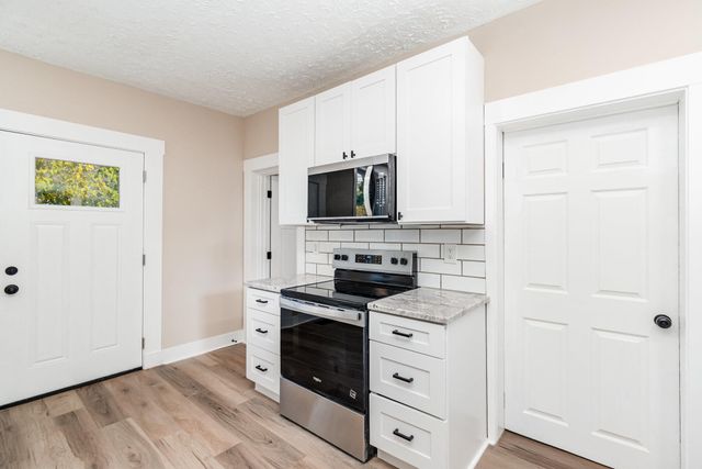 209 E 10th Street, Covington, KY 41011