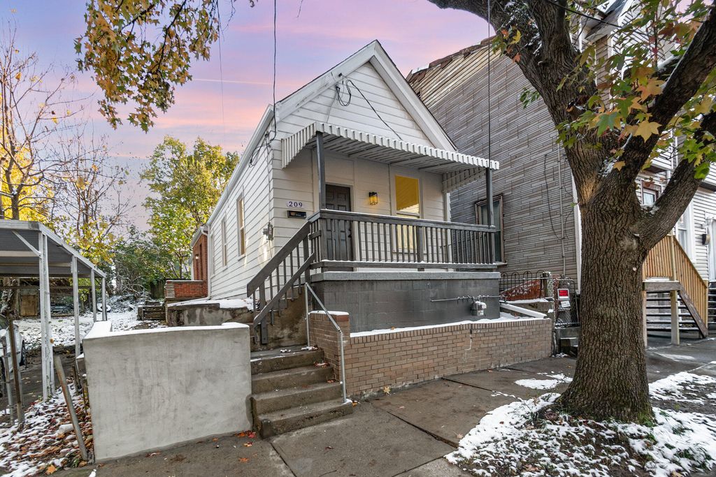 209 E 10th Street, Covington, KY 41011