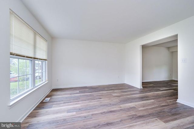 4985 THORNBURY CIR, Douglassville, PA 19518