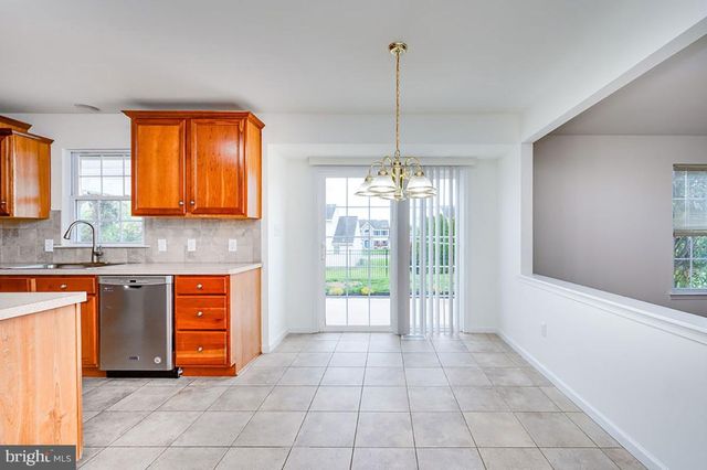 4985 THORNBURY CIR, Douglassville, PA 19518