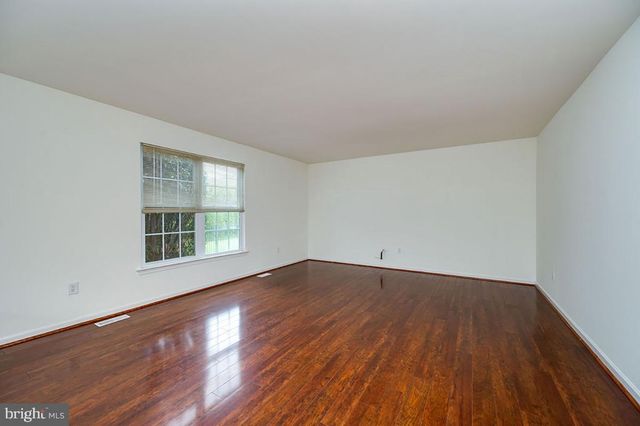 4985 THORNBURY CIR, Douglassville, PA 19518
