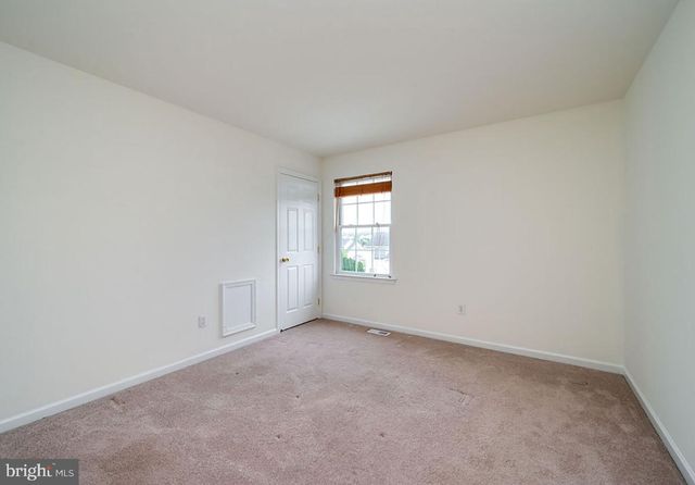 4985 THORNBURY CIR, Douglassville, PA 19518