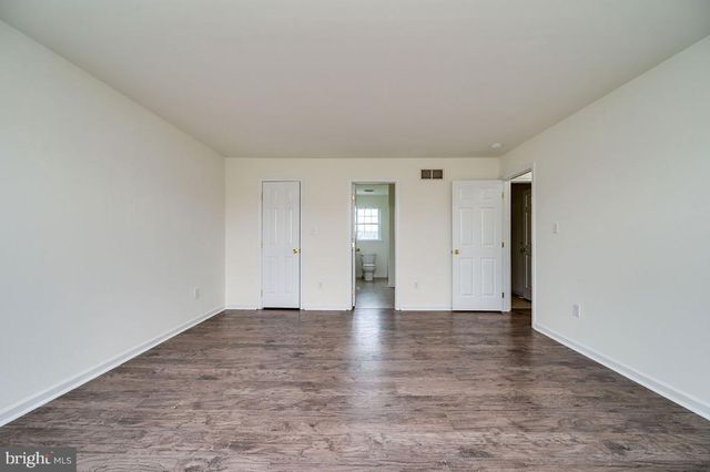 4985 THORNBURY CIR, Douglassville, PA 19518