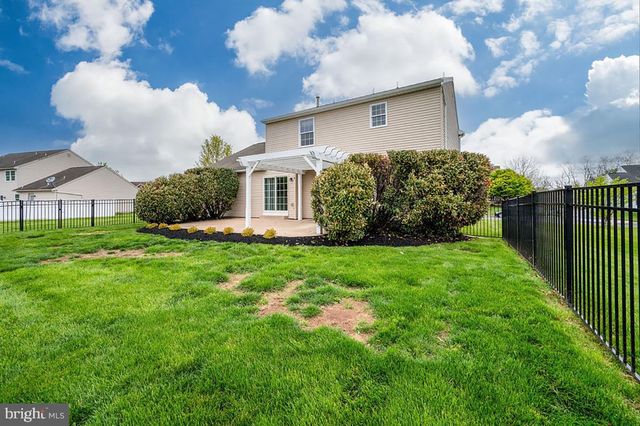 4985 THORNBURY CIR, Douglassville, PA 19518