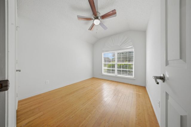 2409 Buckeye Drive, Mesquite, TX 75181