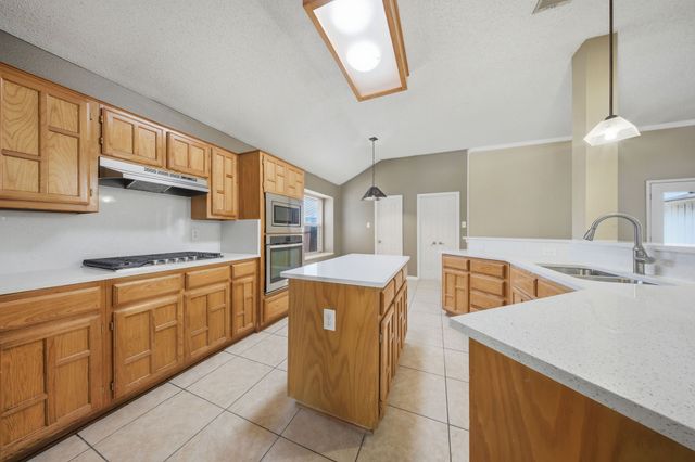 2409 Buckeye Drive, Mesquite, TX 75181