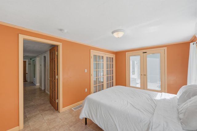 19 Old Mont Vernon Road, Amherst, NH 03031