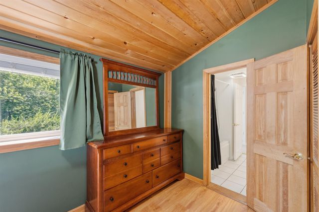 19 Old Mont Vernon Road, Amherst, NH 03031