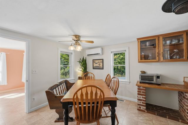 19 Old Mont Vernon Road, Amherst, NH 03031