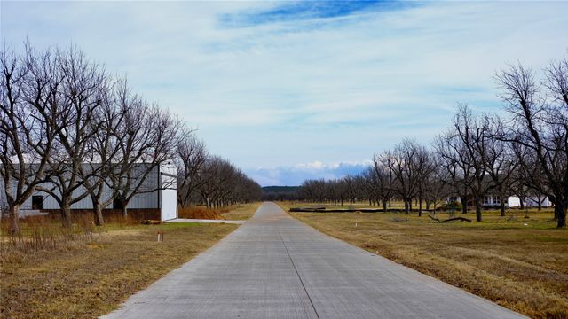 1625 Earhart Drive, Granbury, TX 76049