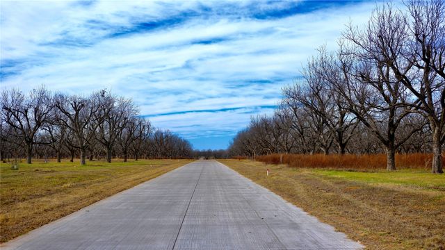 1625 Earhart Drive, Granbury, TX 76049