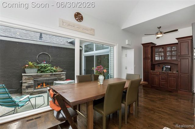 366 W Brown Street, Birmingham, MI 48009