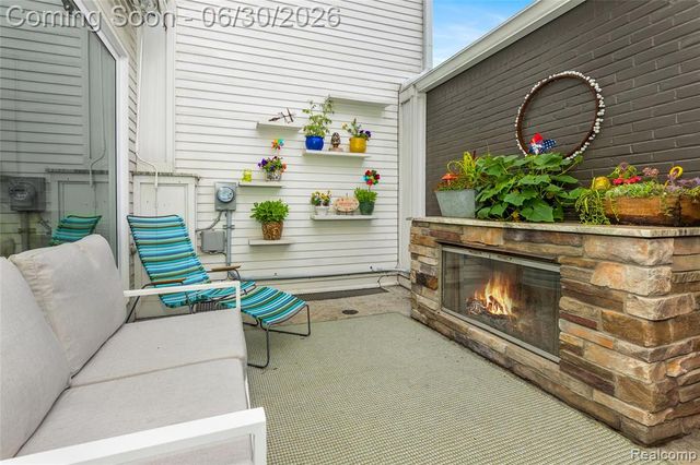 366 W Brown Street, Birmingham, MI 48009