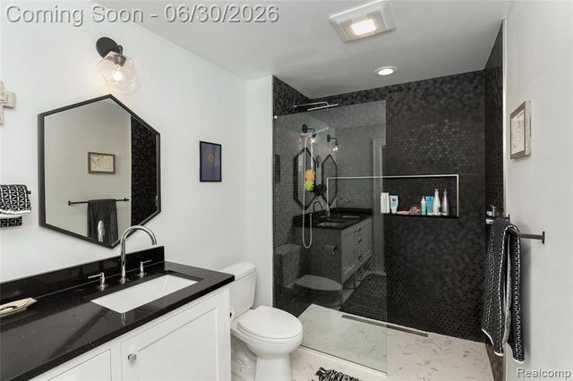 366 W Brown Street, Birmingham, MI 48009