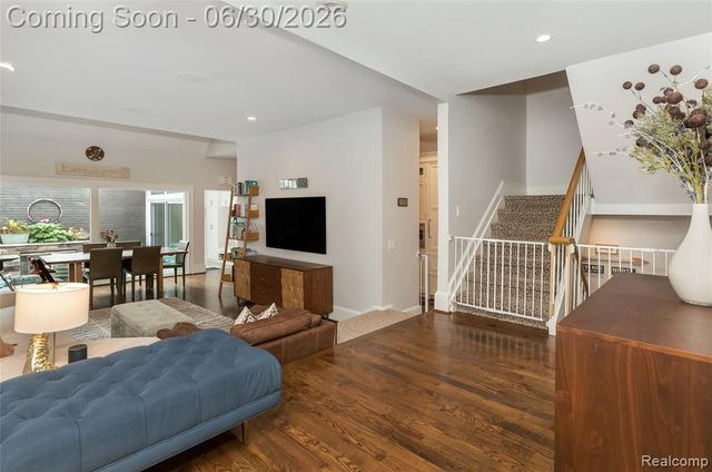 366 W Brown Street, Birmingham, MI 48009