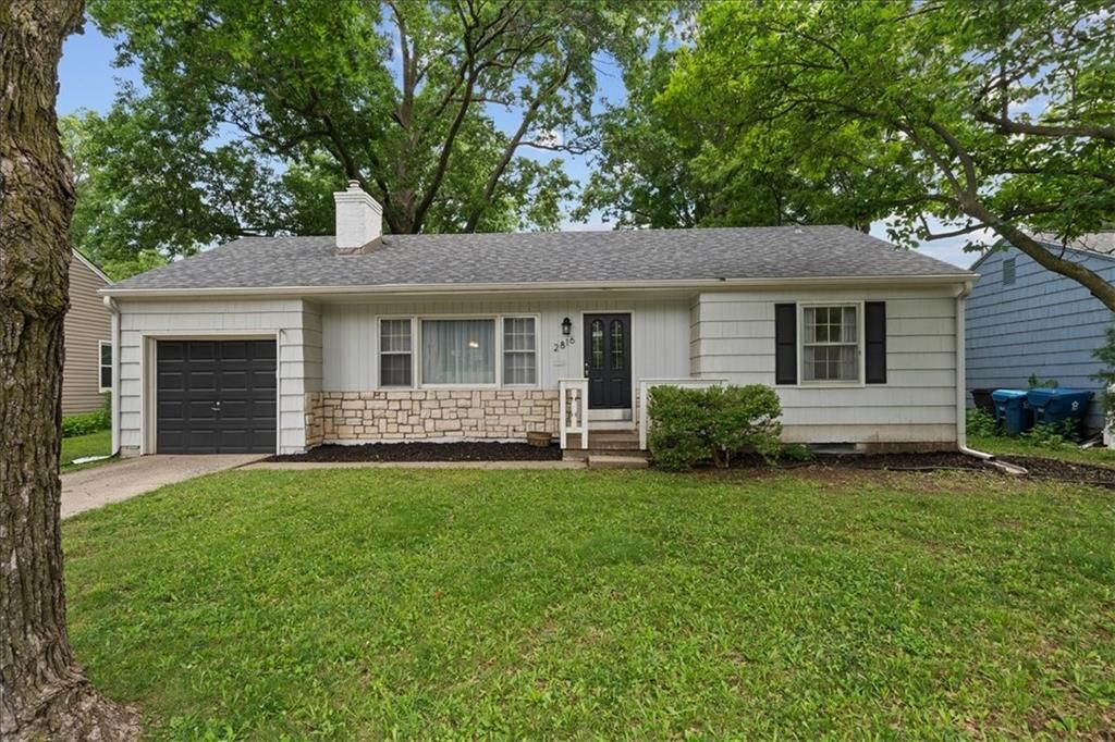 2816 W 75TH Street, Prairie Village, KS 66208