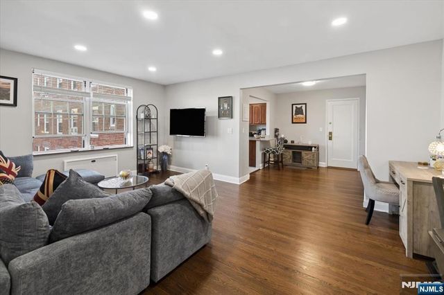 8300 Boulevard East 4G, North Bergen, NJ 07047