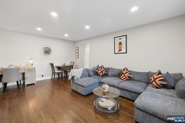 8300 Boulevard East 4G, North Bergen, NJ 07047