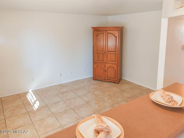 455 W Kelso St Apt 103, Tucson, AZ 85705