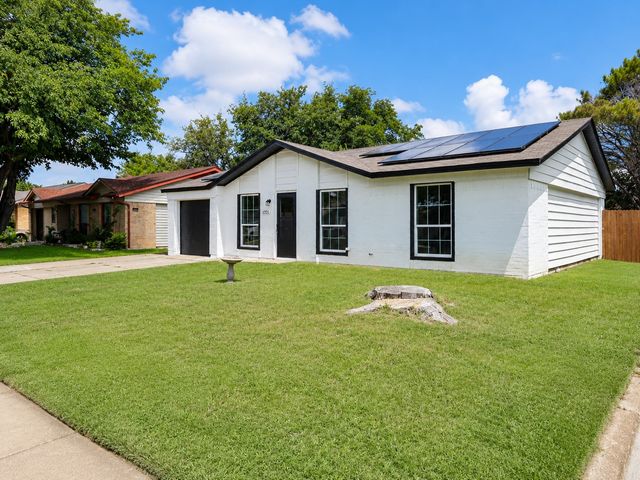 1321 Palisades Drive, Lewisville, TX 75067