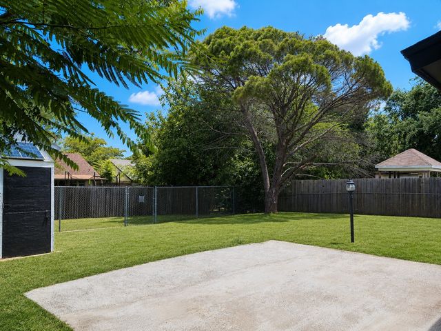 1321 Palisades Drive, Lewisville, TX 75067