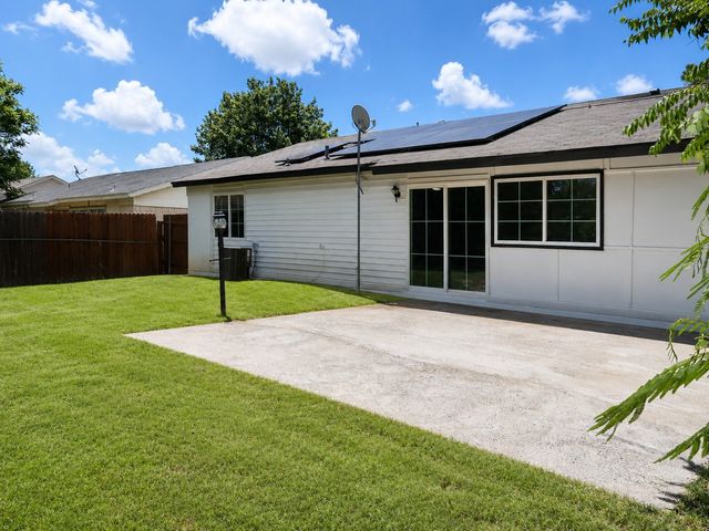 1321 Palisades Drive, Lewisville, TX 75067