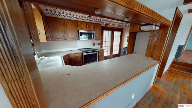 7306 S 85th Street, La Vista, NE 68128