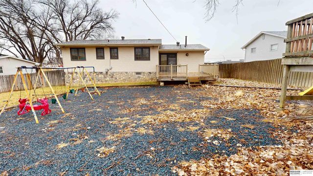 7306 S 85th Street, La Vista, NE 68128