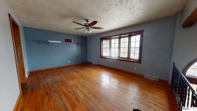 7306 S 85th Street, La Vista, NE 68128