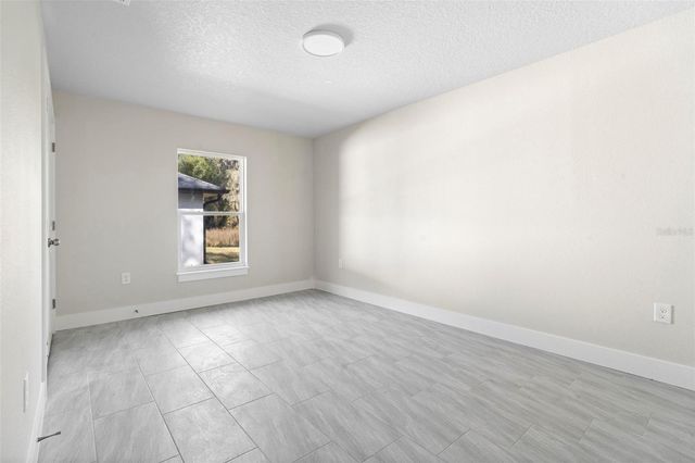 417 IVY AVENUE, Deland, FL 32724