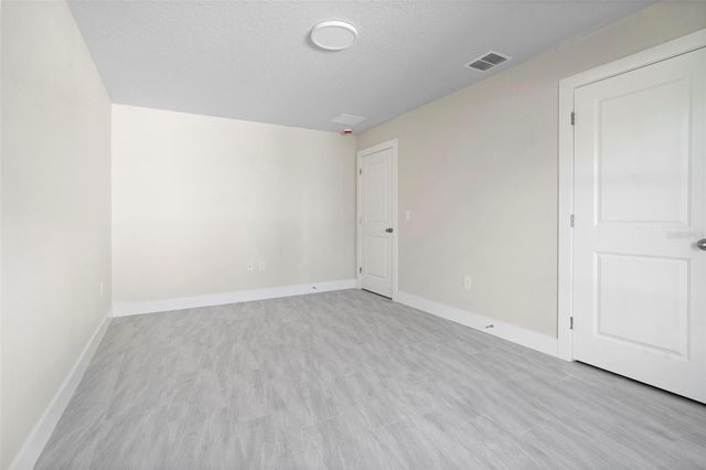 417 IVY AVENUE, Deland, FL 32724