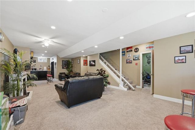 8515 N Chalmers Avenue, Kansas City, MO 64153