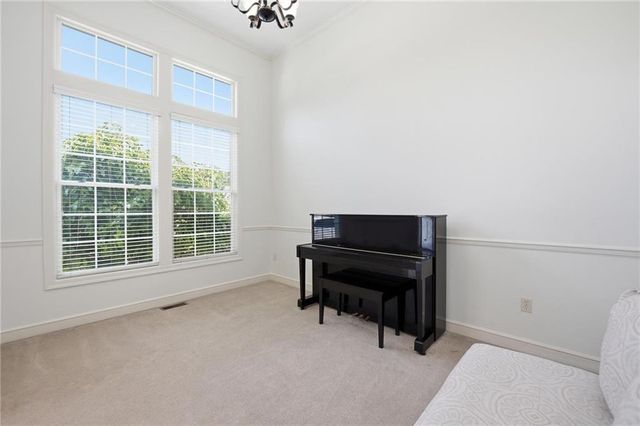 8515 N Chalmers Avenue, Kansas City, MO 64153