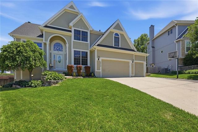 8515 N Chalmers Avenue, Kansas City, MO 64153