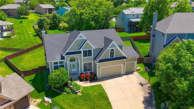 8515 N Chalmers Avenue, Kansas City, MO 64153
