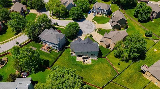 8515 N Chalmers Avenue, Kansas City, MO 64153