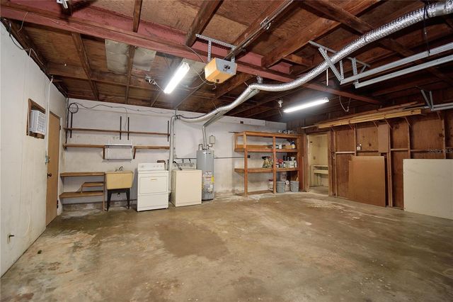 150 W ALACHUA LANE, Cocoa Beach, FL 32931