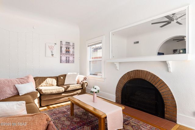 934 E 7th Street, Tucson, AZ 85719