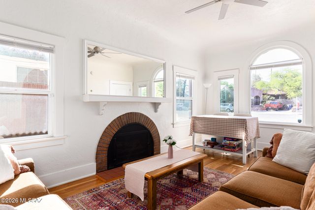 934 E 7th Street, Tucson, AZ 85719