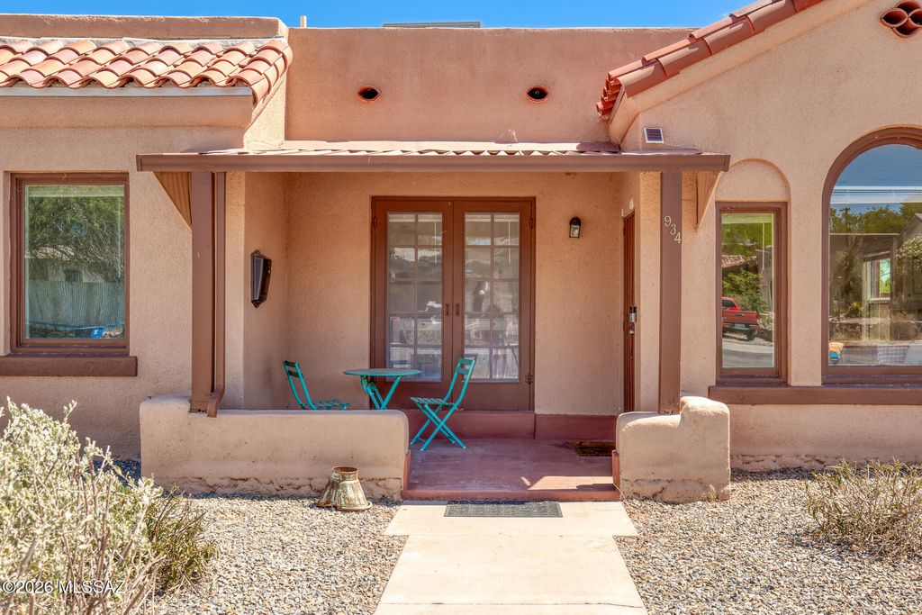 934 E 7th Street, Tucson, AZ 85719