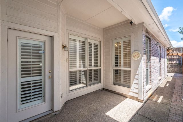 8719 Coppertowne Lane, Dallas, TX 75243