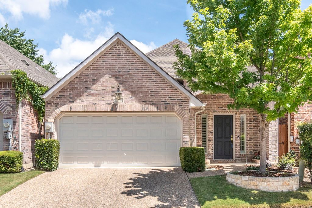 8719 Coppertowne Lane, Dallas, TX 75243