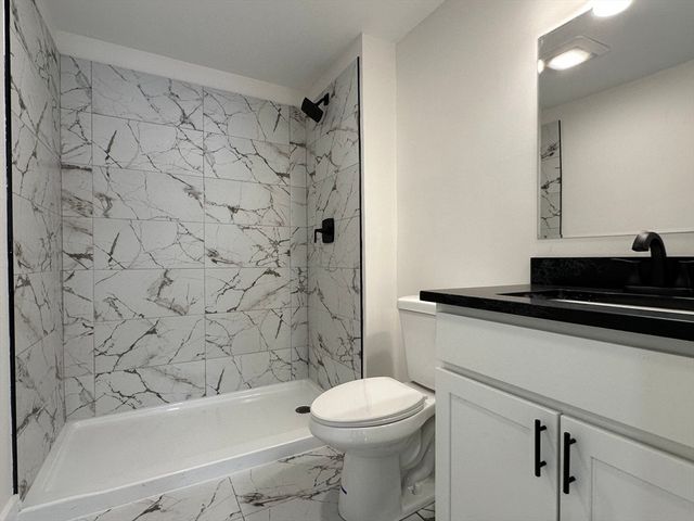 65 Hendom Drive, Agawam, MA 01001