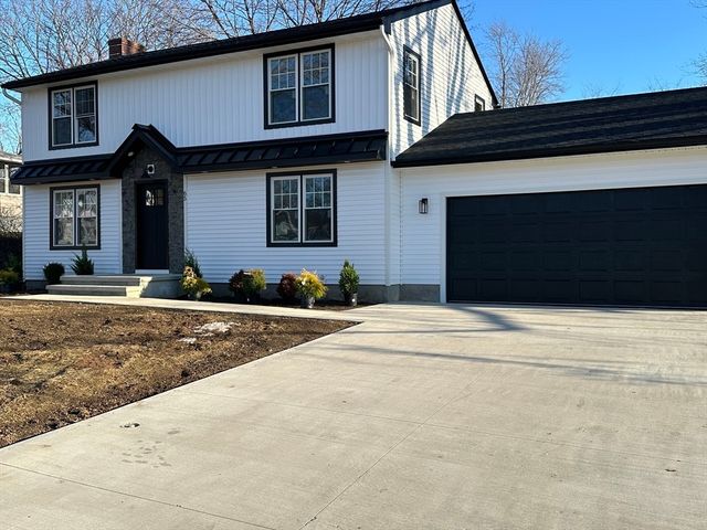 65 Hendom Drive, Agawam, MA 01001