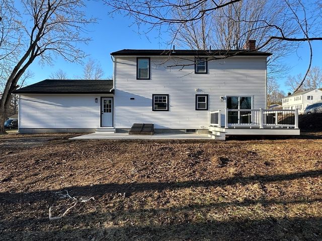 65 Hendom Drive, Agawam, MA 01001