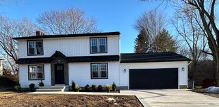 65 Hendom Drive, Agawam, MA 01001