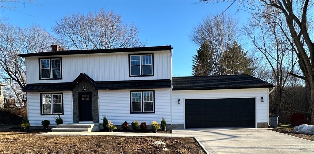 65 Hendom Drive, Agawam, MA 01001