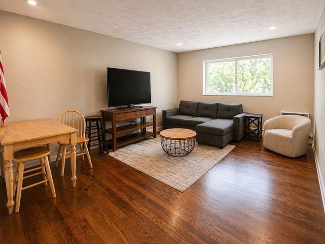 135 Granite Ave 29, Boston, MA 02124